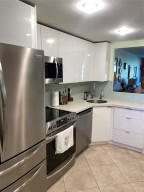 NO 80 PALM-AIRE COUNTRY CLUB - Residential