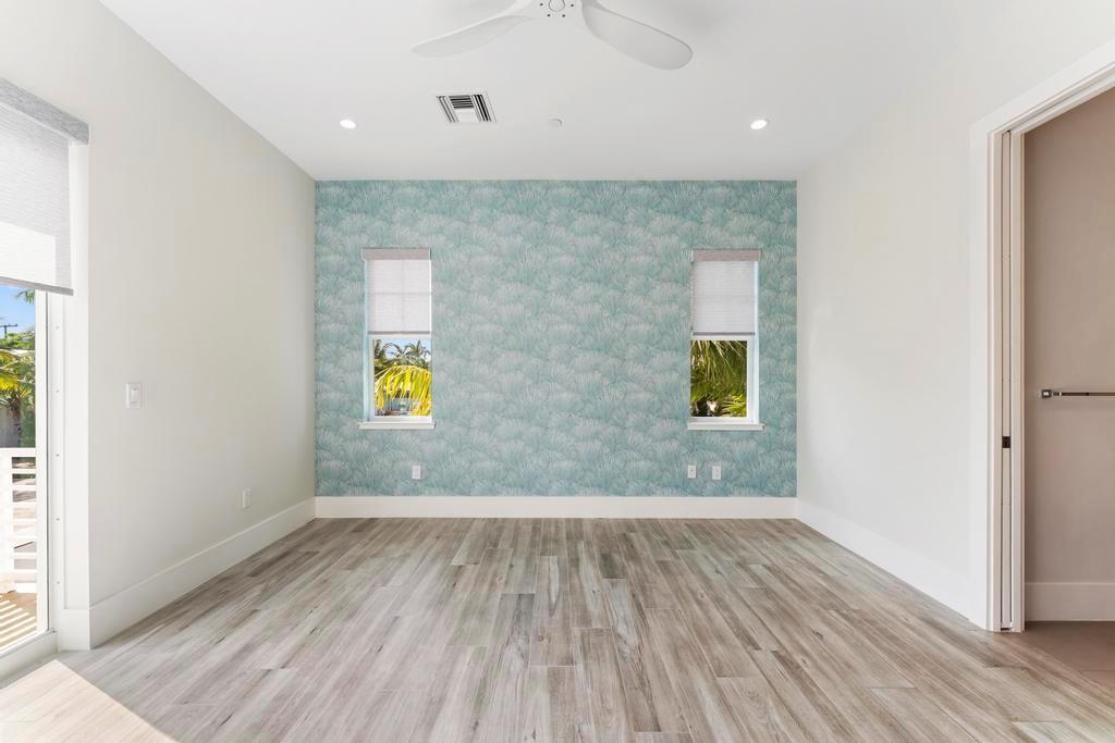 RIVER HOUSE STUART  A CON - Residential