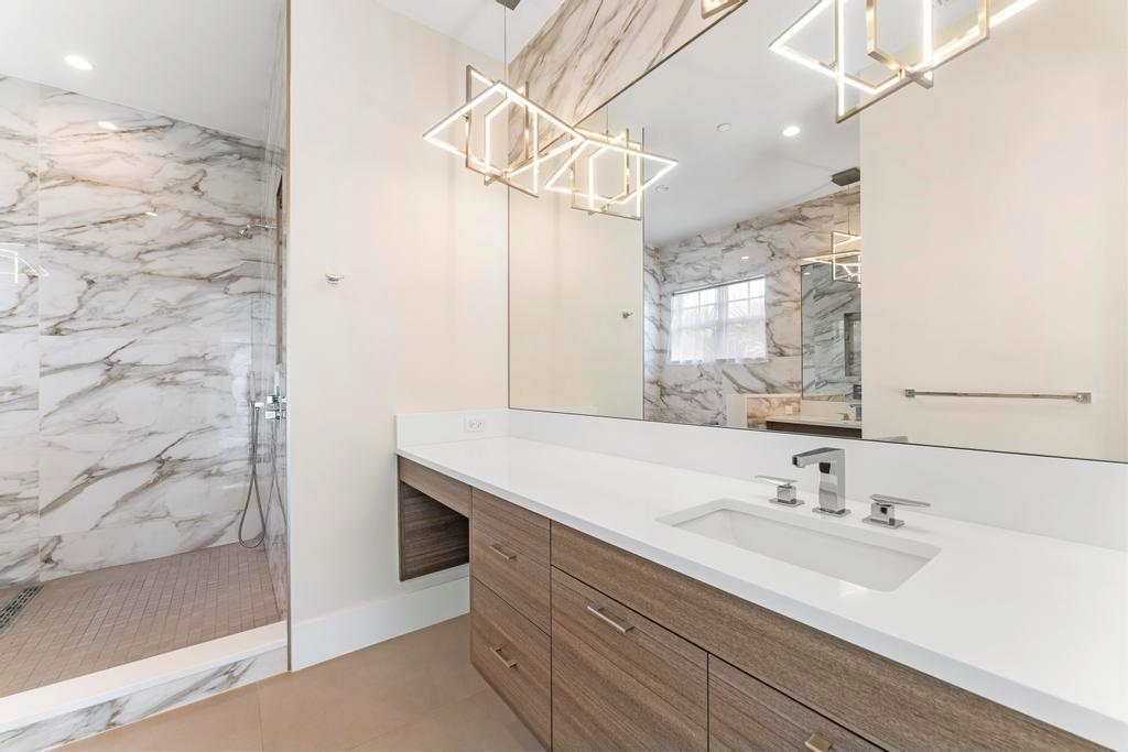 RIVER HOUSE STUART  A CON - Residential