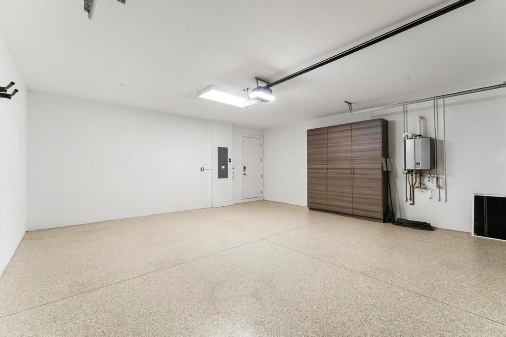 RIVER HOUSE STUART  A CON - Residential