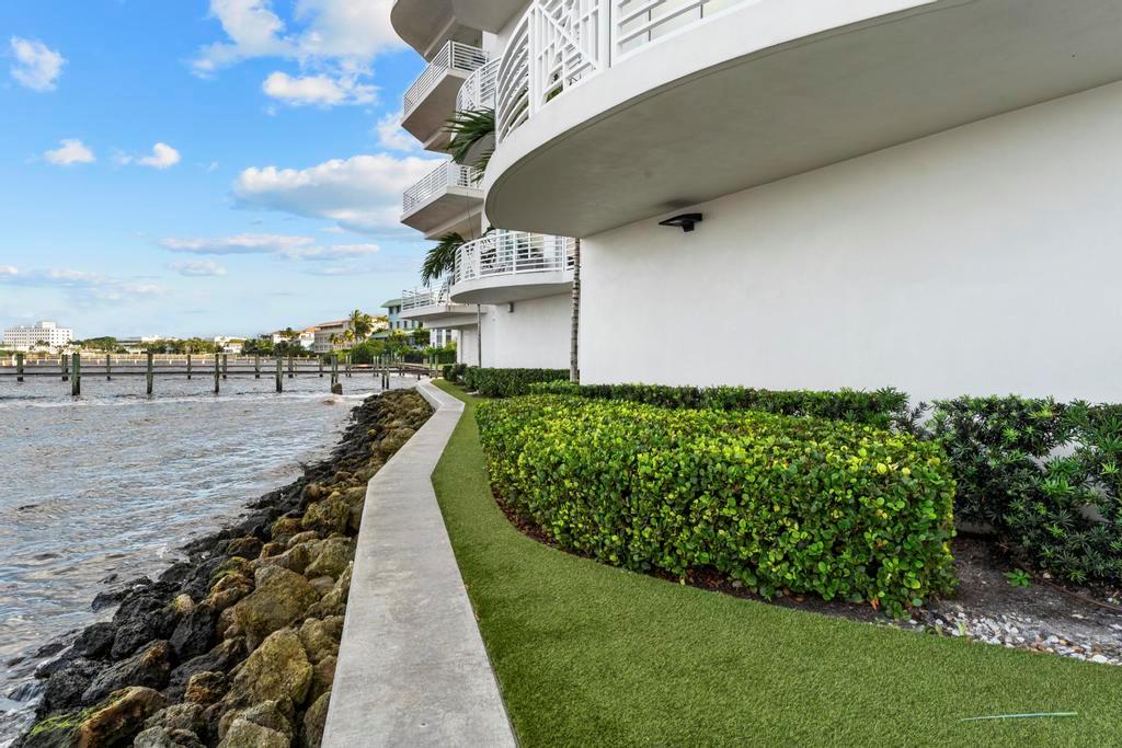 RIVER HOUSE STUART  A CON - Residential