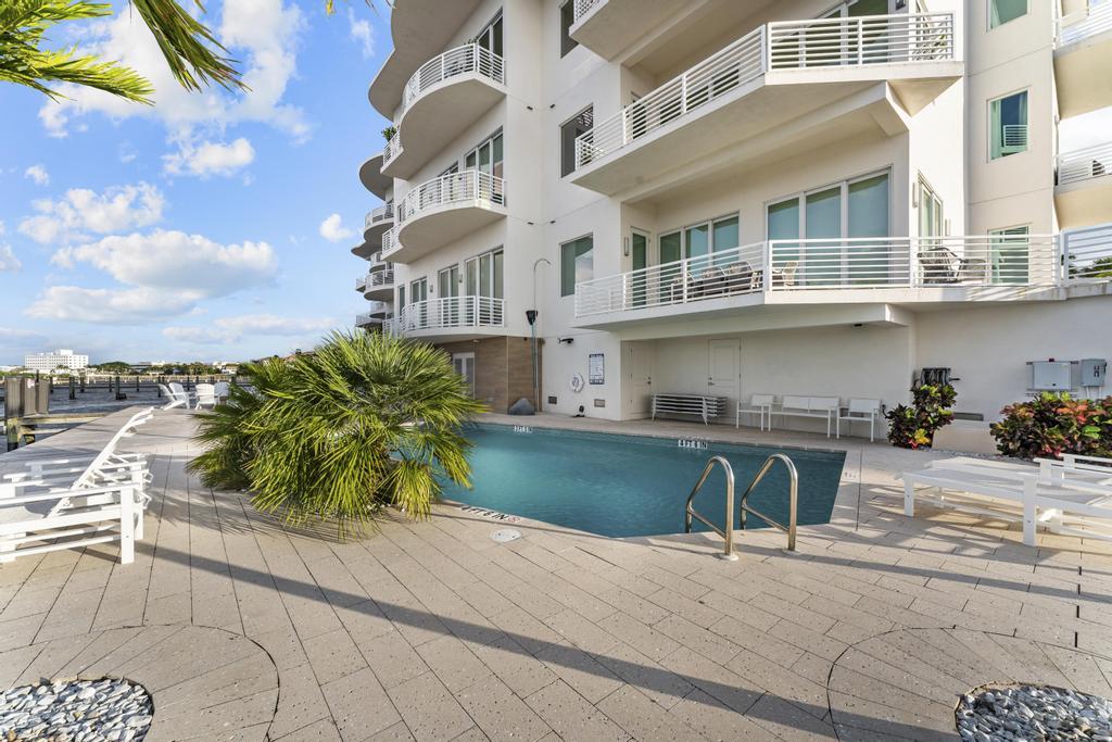 RIVER HOUSE STUART  A CONDO - Residential