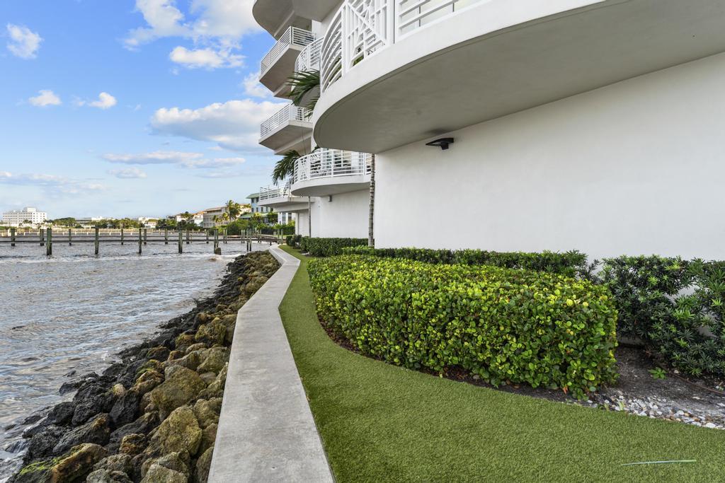 RIVER HOUSE STUART  A CONDO - Residential