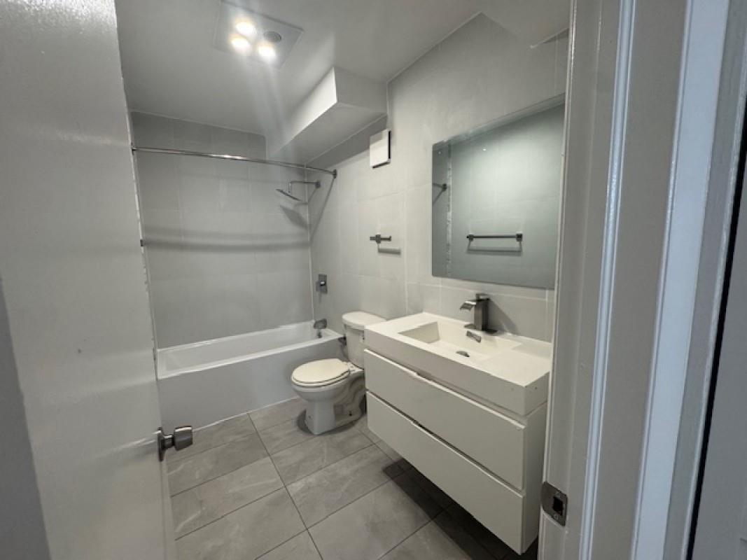 Hollywood Ridge Farms - Residential Lease