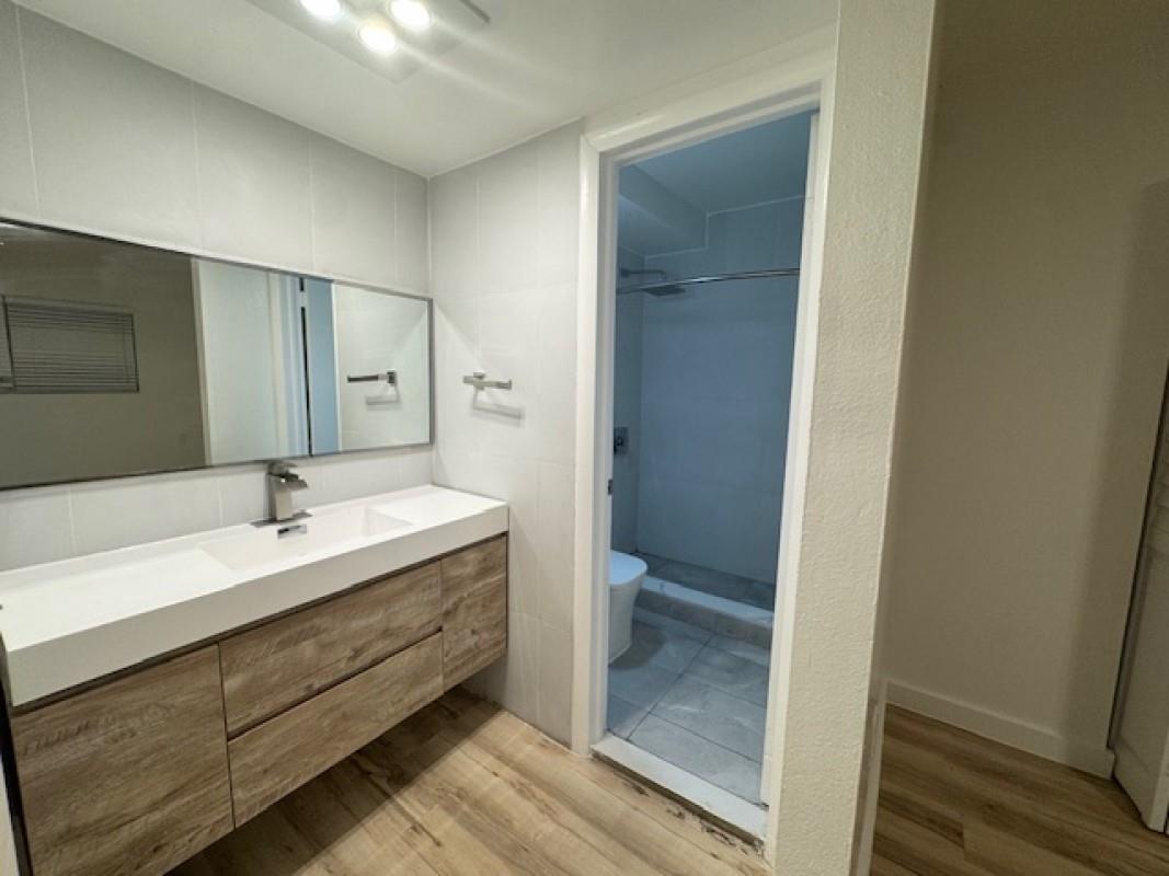 Hollywood Ridge Farms - Residential Lease