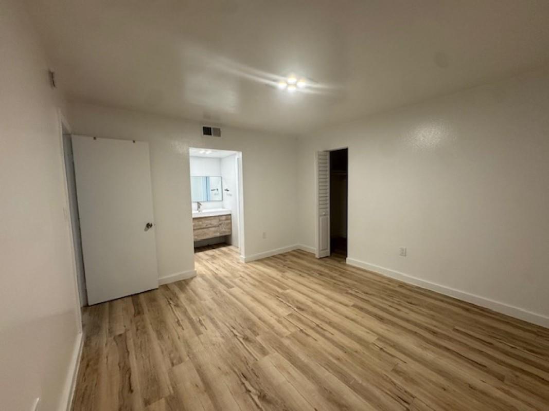 Hollywood Ridge Farms - Residential Lease