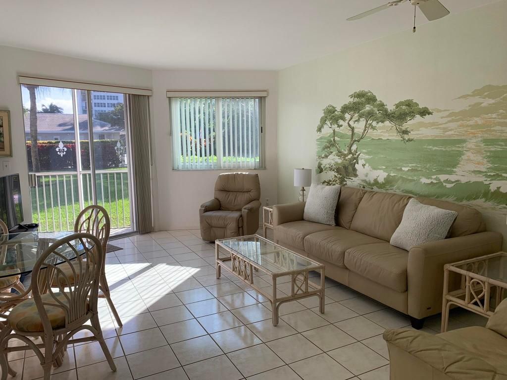 Photo of 2730 Banyan Road #4b, Boca Raton, FL 33432 (MLS # R11029589)