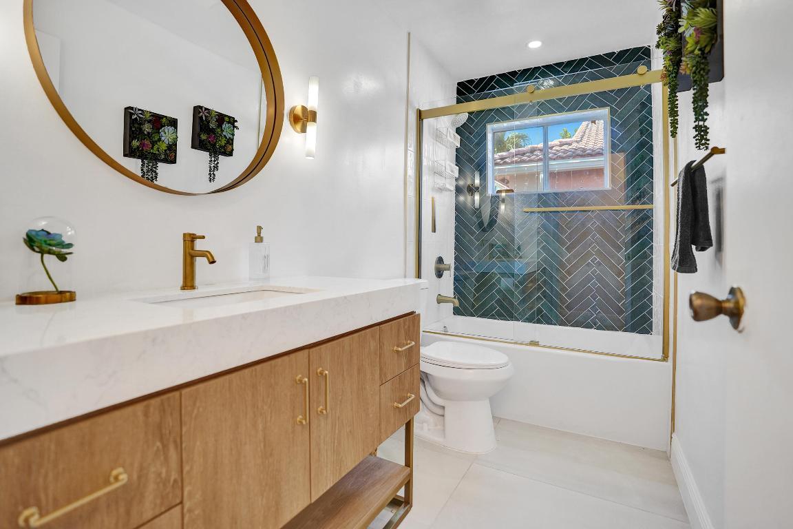 COQUINA LAKES - Residential