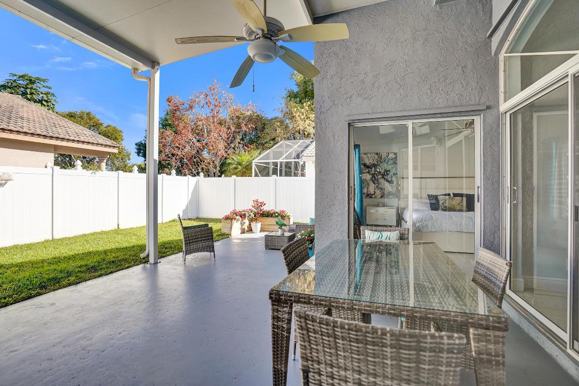 COQUINA LAKES - Residential