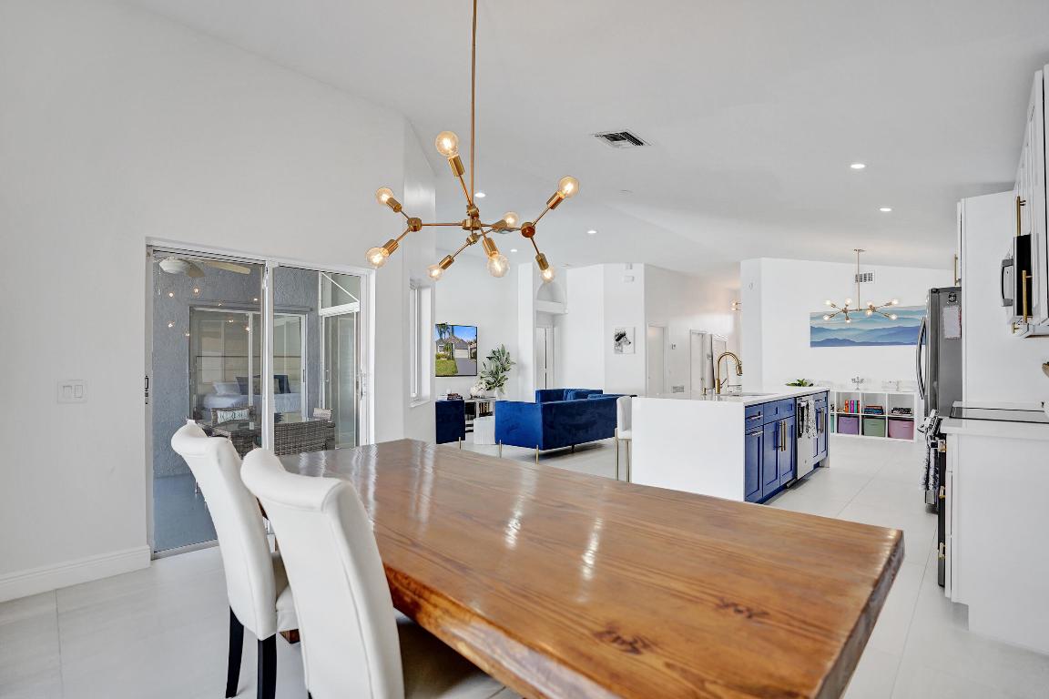 COQUINA LAKES - Residential