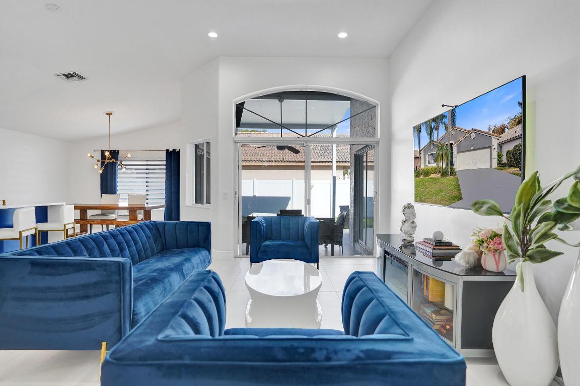 COQUINA LAKES - Residential