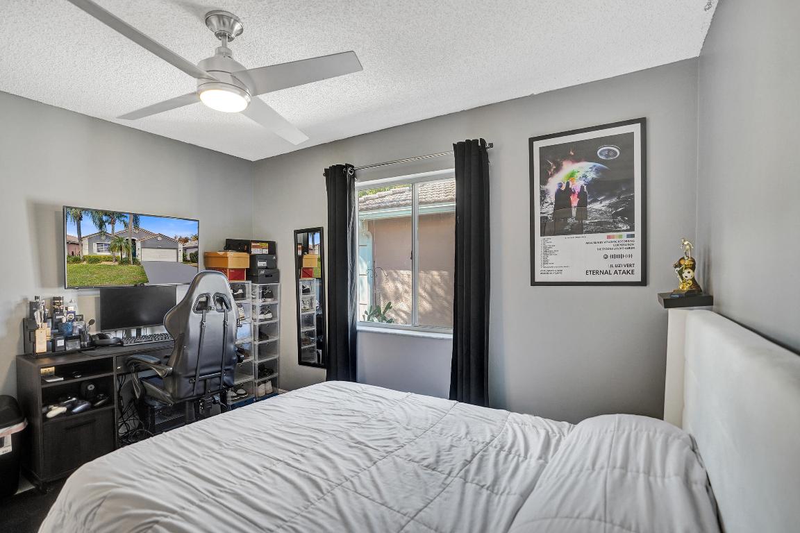 COQUINA LAKES - Residential