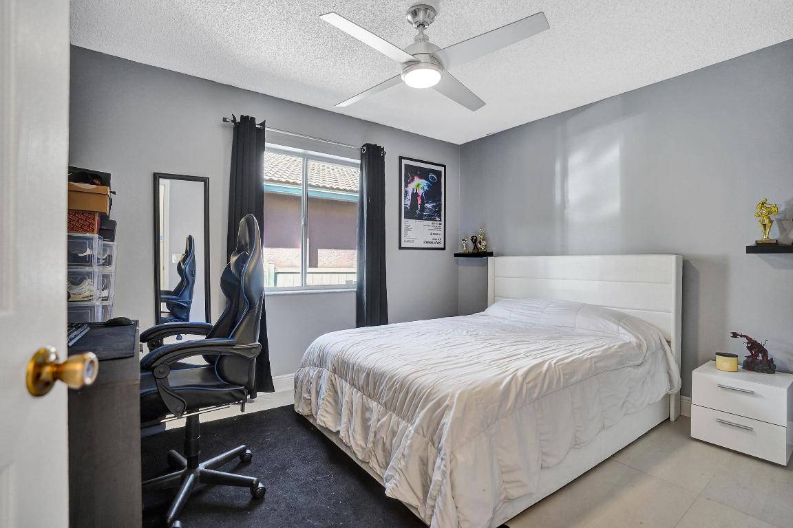 COQUINA LAKES - Residential