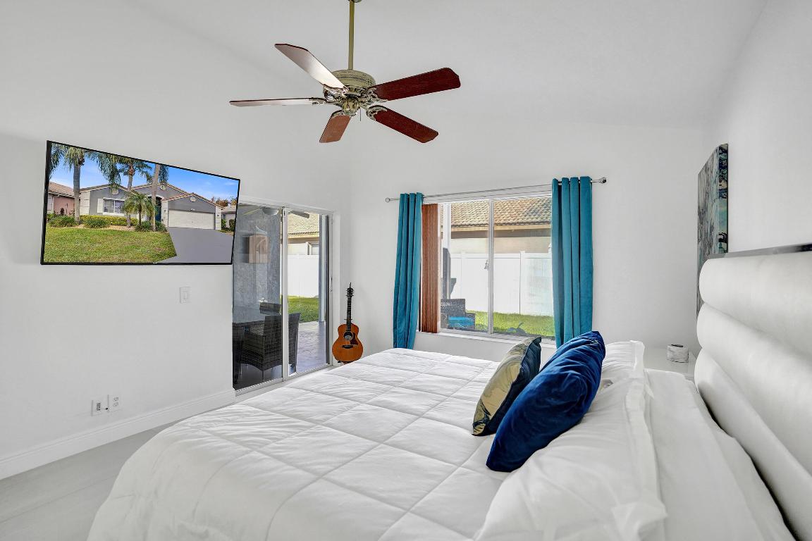 COQUINA LAKES - Residential