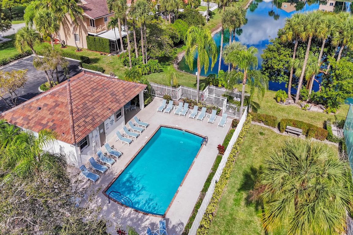 COQUINA LAKES - Residential