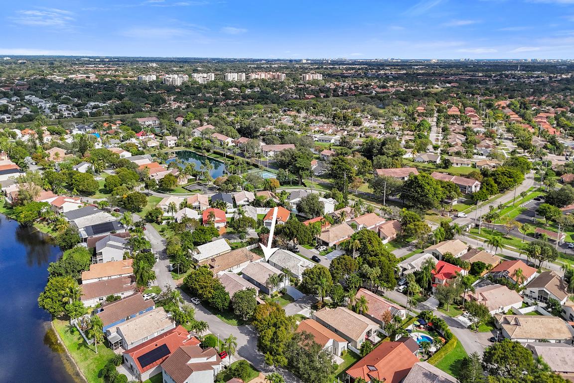 COQUINA LAKES - Residential