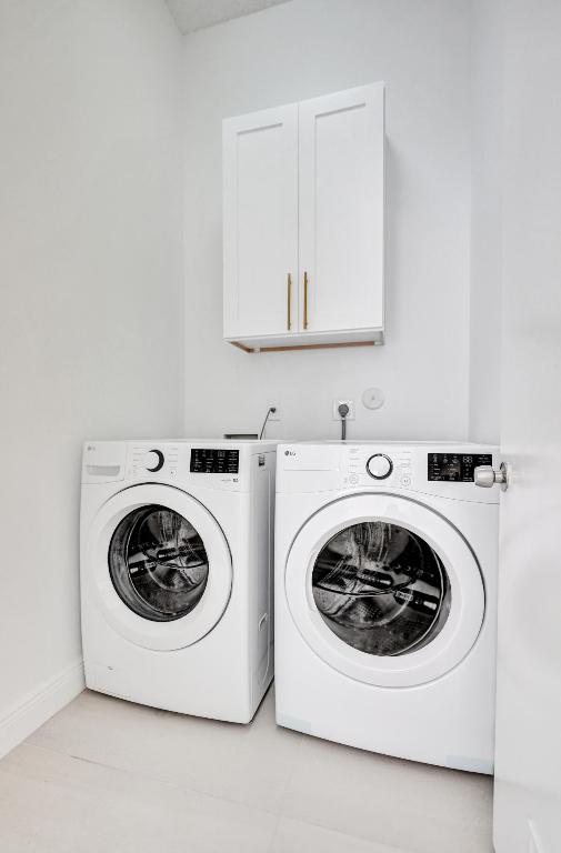 COQUINA LAKES - Residential