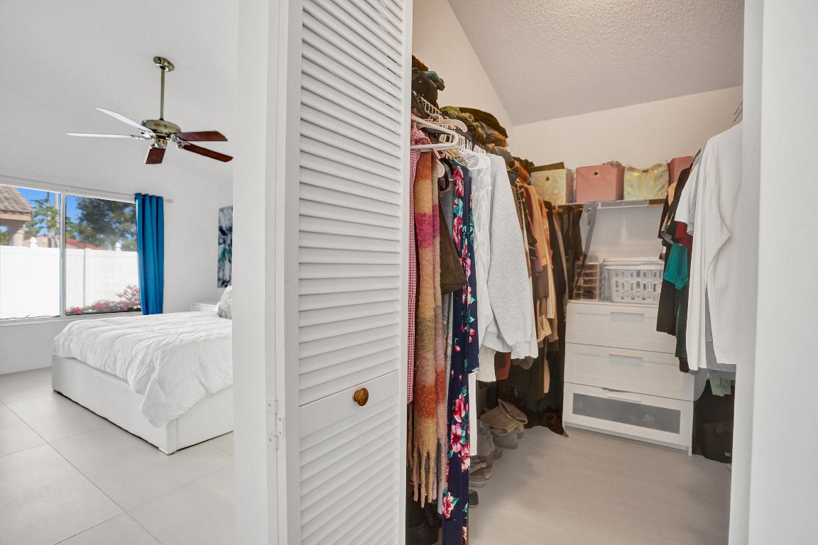 COQUINA LAKES - Residential