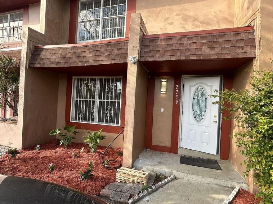 Beautifully  2/1.5 spacious Townhouse. 
Plenty of storage closets, dining/family room & living room. Central AC, brand new washer & dryer, new floors, new roof, large back yard assigned private parking for 2 cars. Additional storage room in the backyard. 
Great location, minutes to Hard Rock Sun-Life stadium, major shopping, Walmart, ALDI, Publix, banks and restaurants, I-95, Florida Turnpike, and much more.