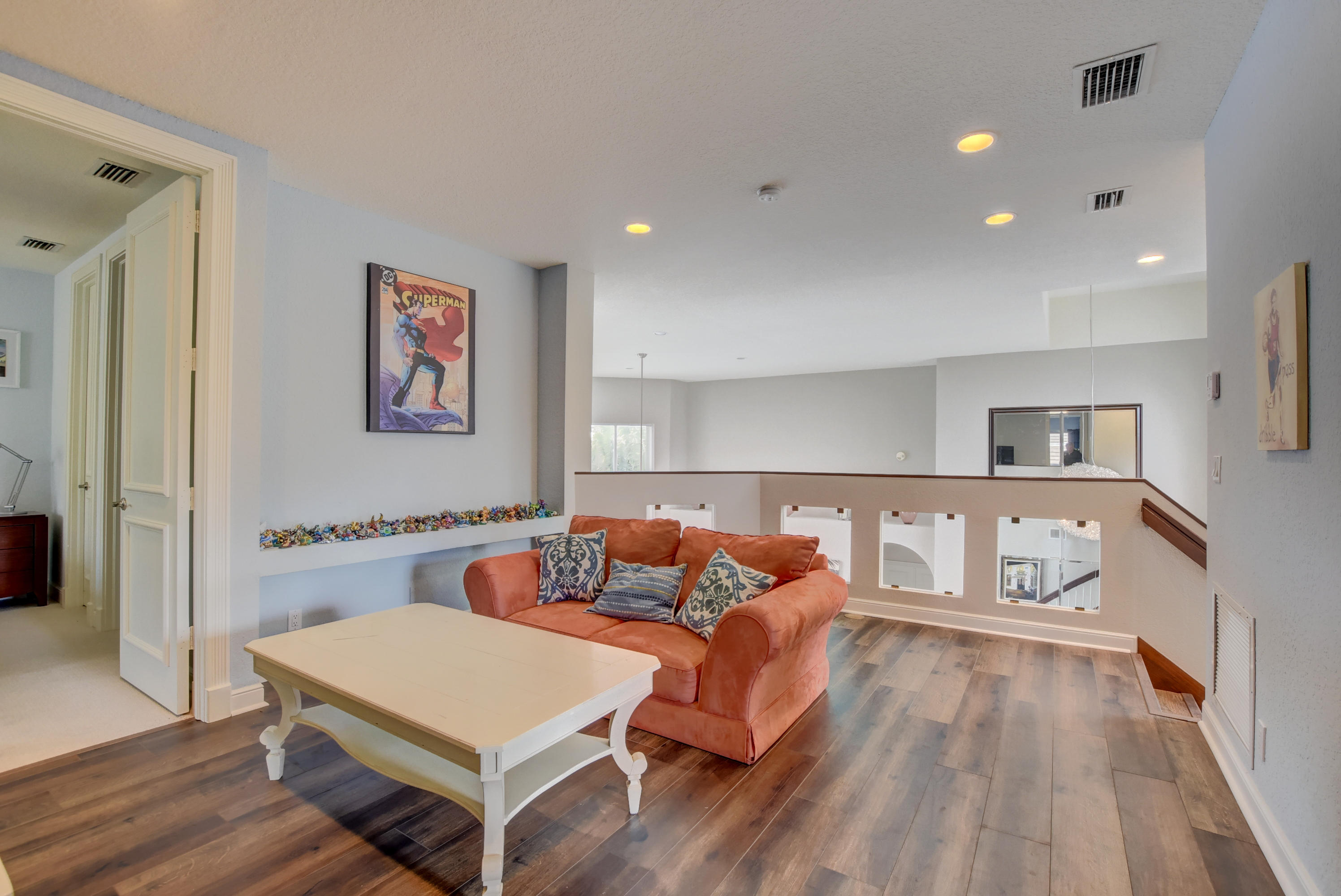 SEASONS - Residential