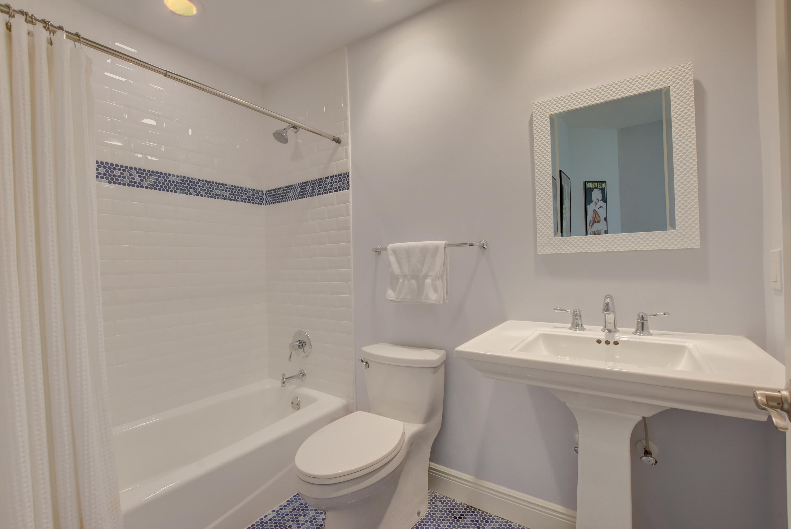 SEASONS - Residential