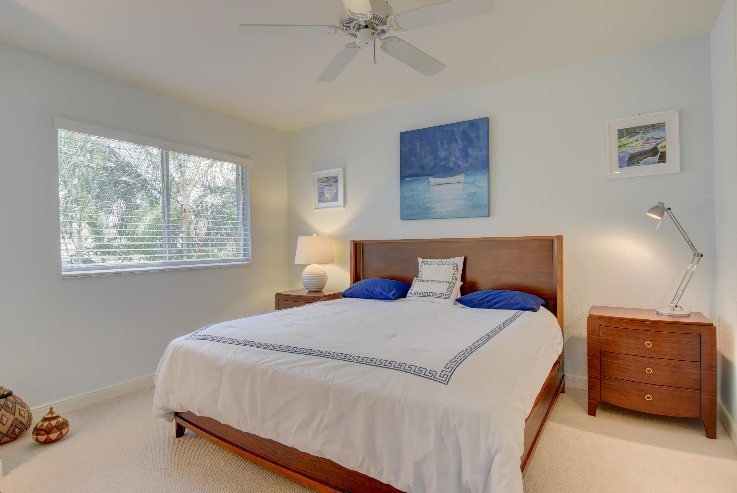 SEASONS - Residential