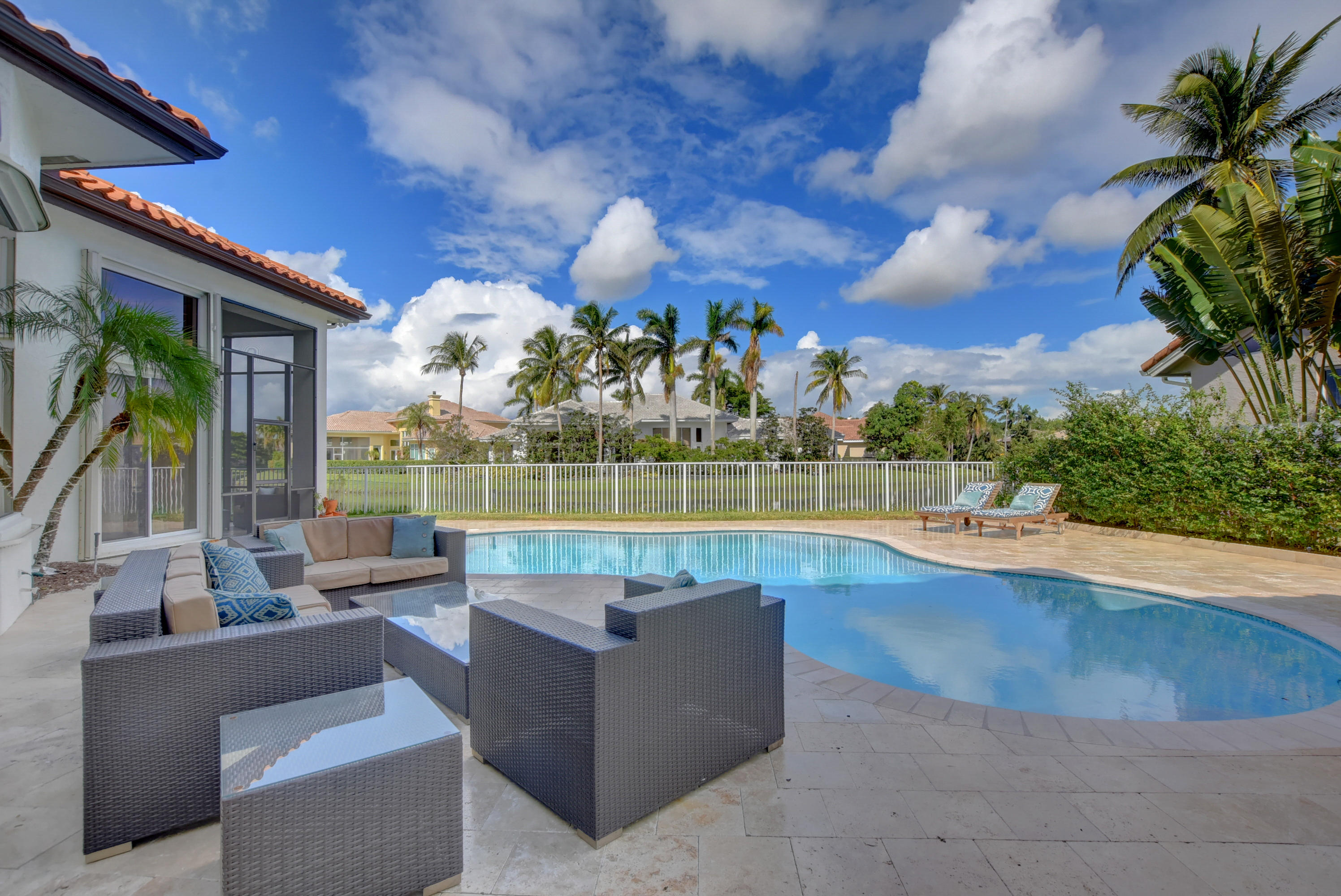 SEASONS - Residential