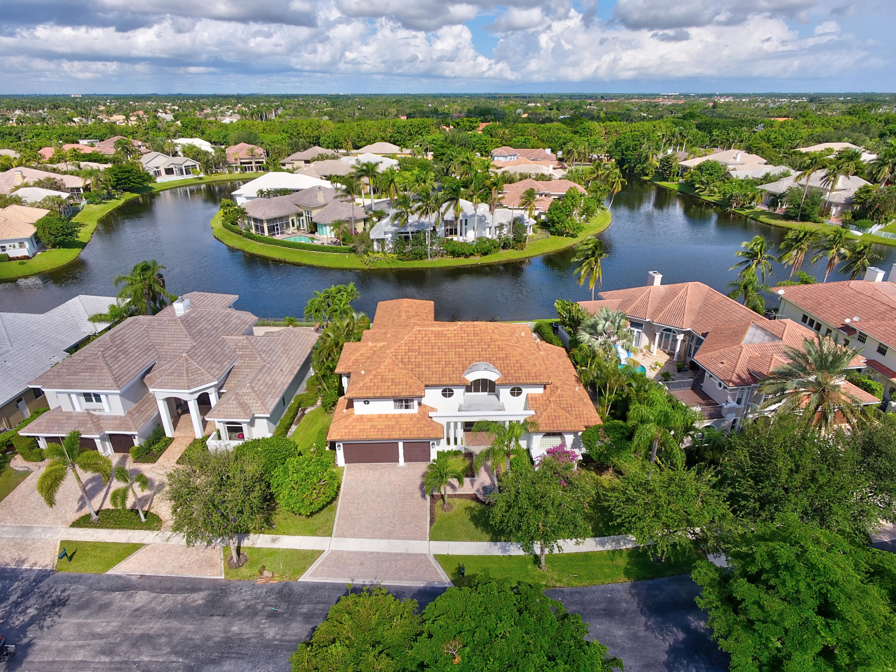 SEASONS - Residential