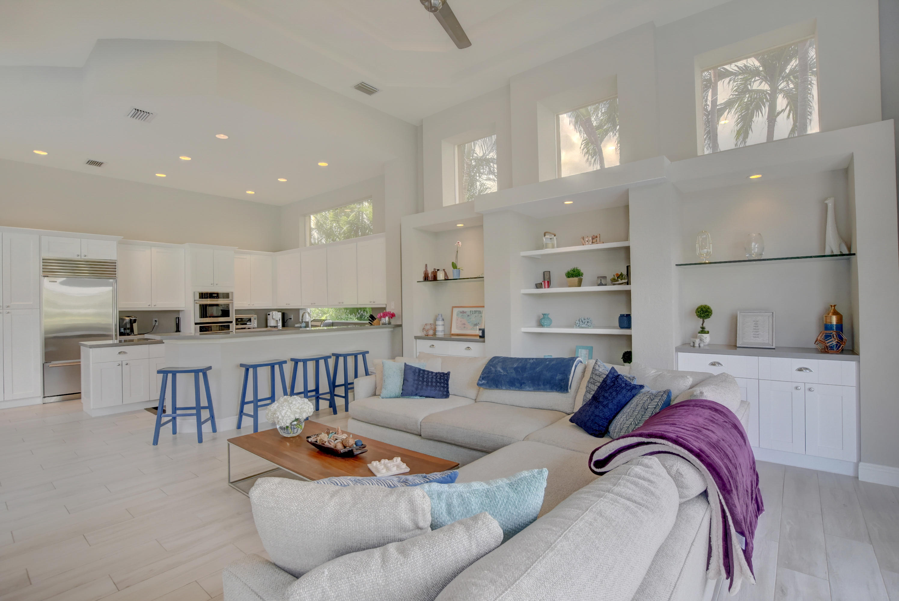 SEASONS - Residential