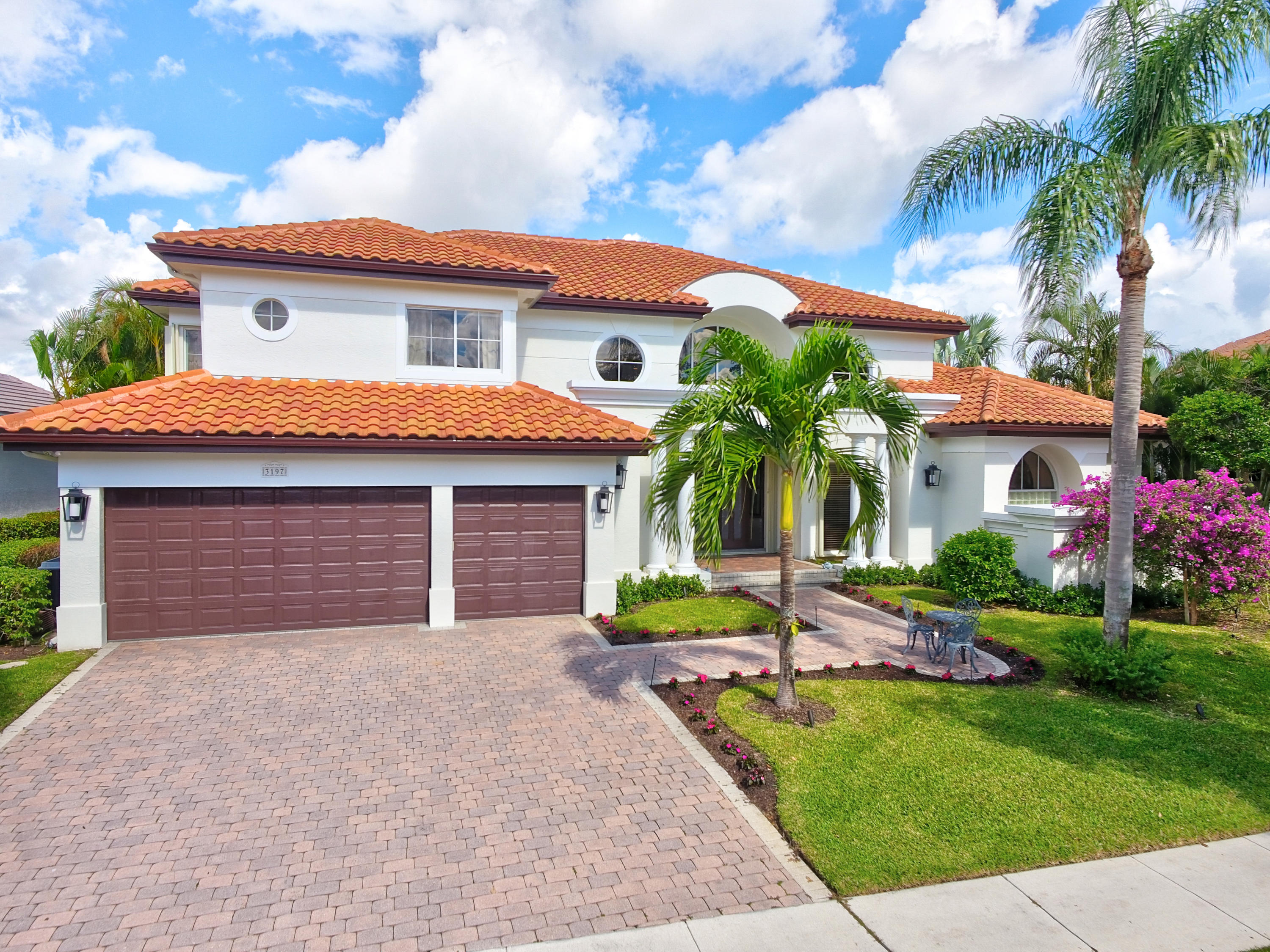 SEASONS - Residential