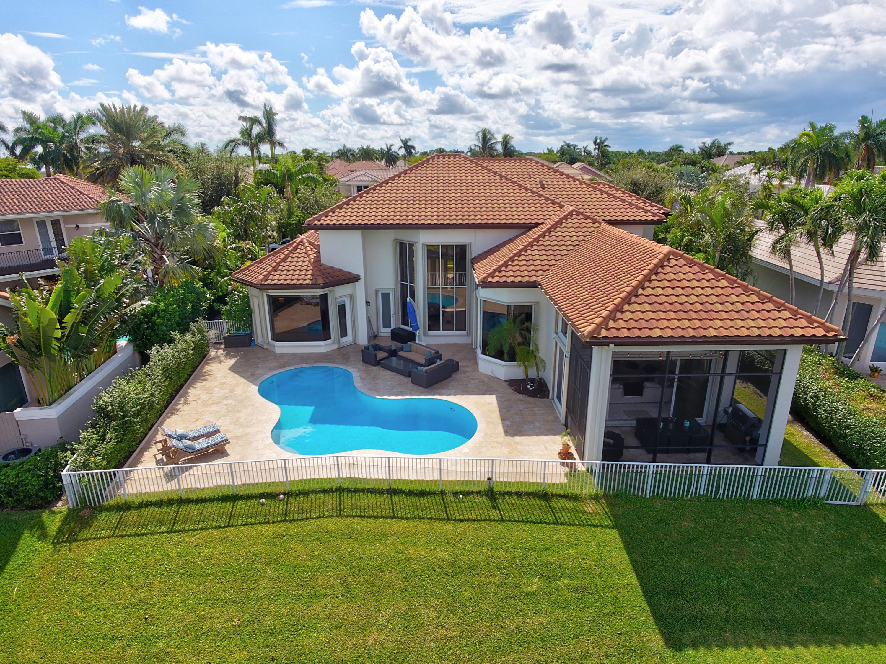 SEASONS - Residential