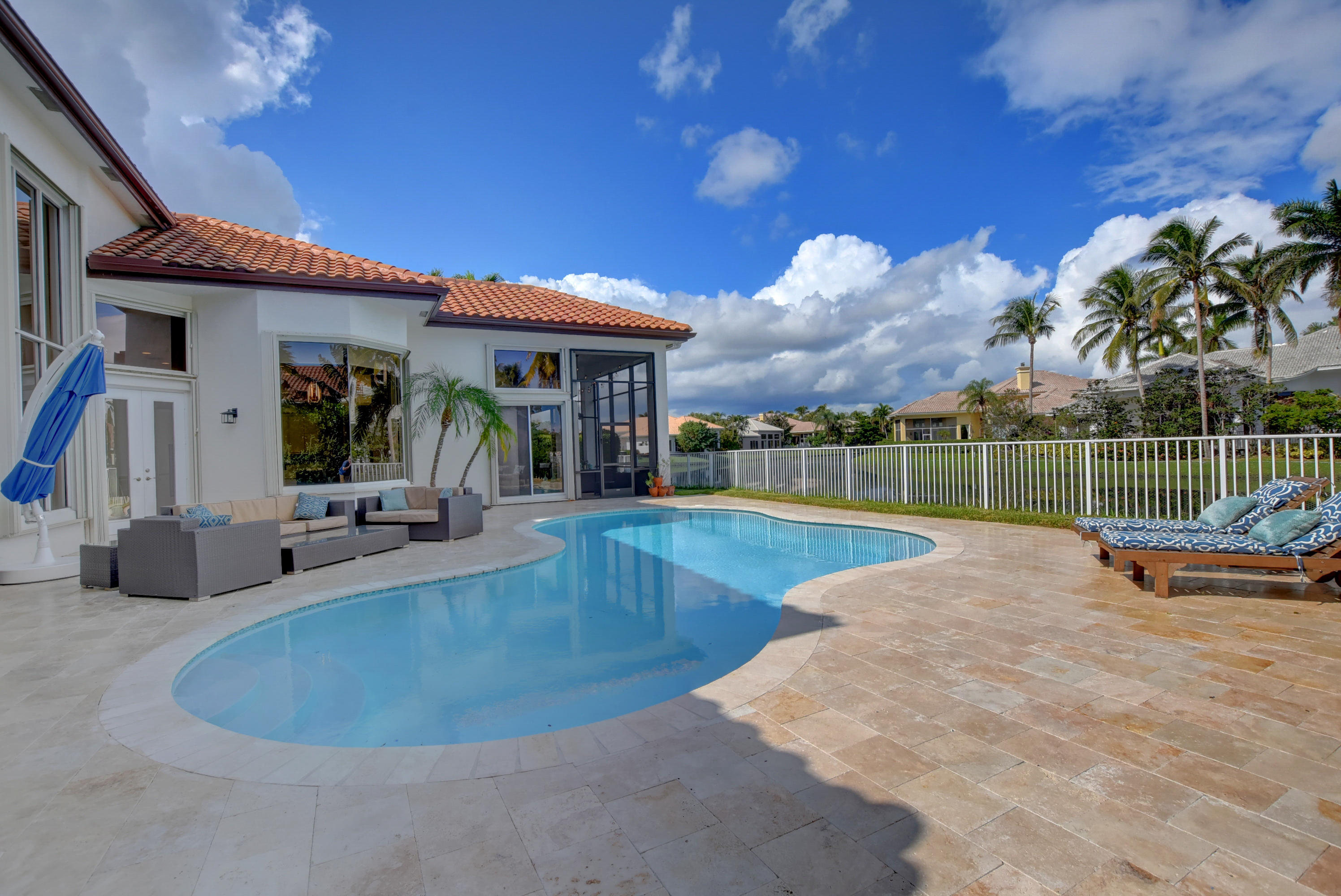 SEASONS - Residential