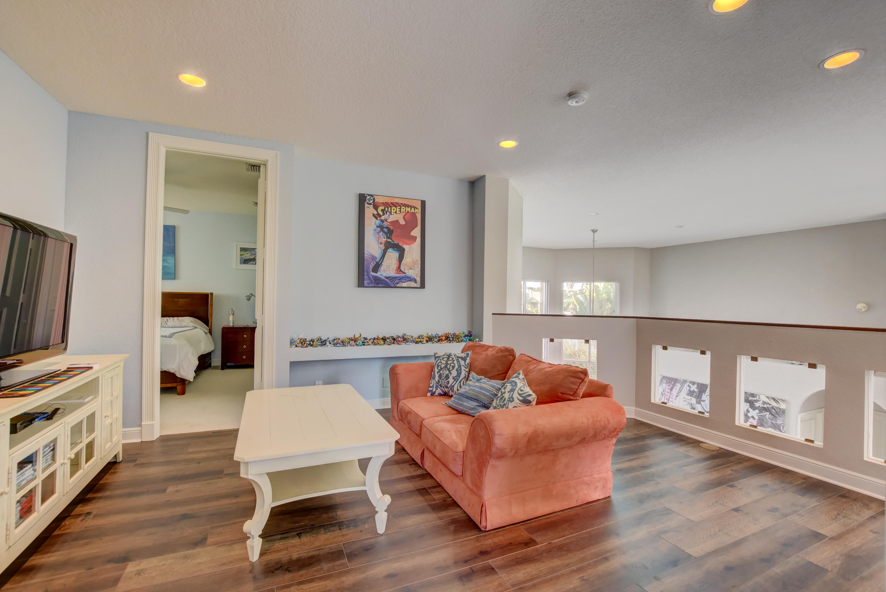 SEASONS - Residential