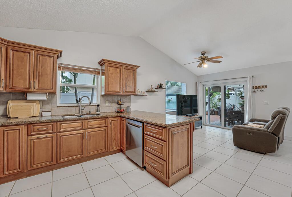 CHAPEL TRAIL POINT - Residential