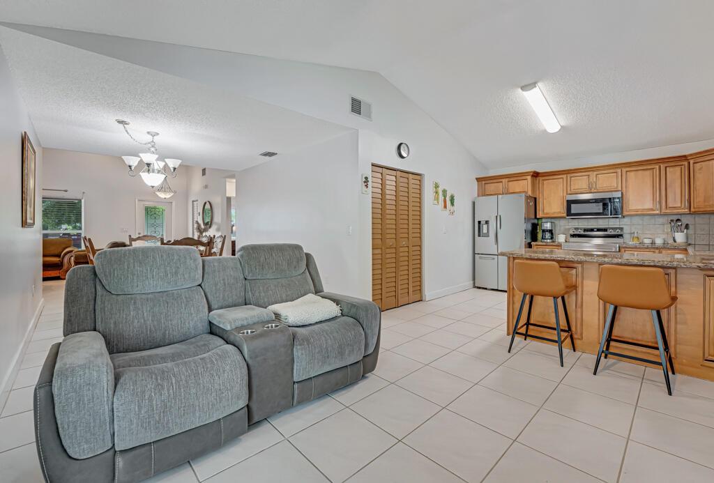 CHAPEL TRAIL POINT - Residential