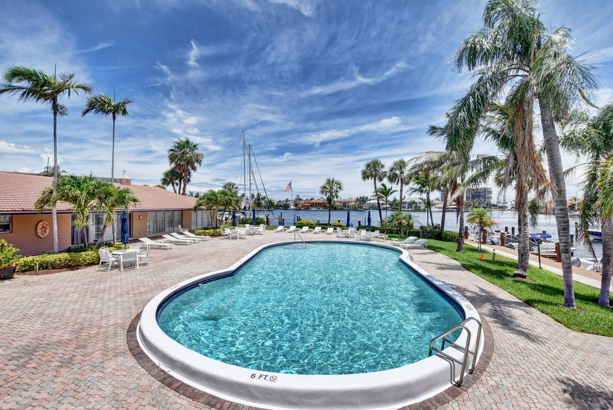 TROPIC BAY CONDO - Residential