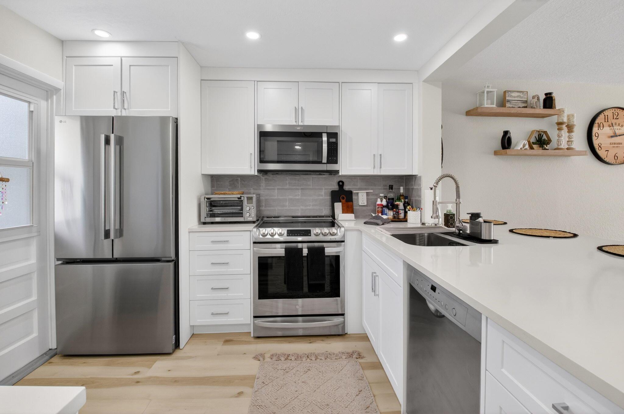 TROPIC BAY CONDO - Residential