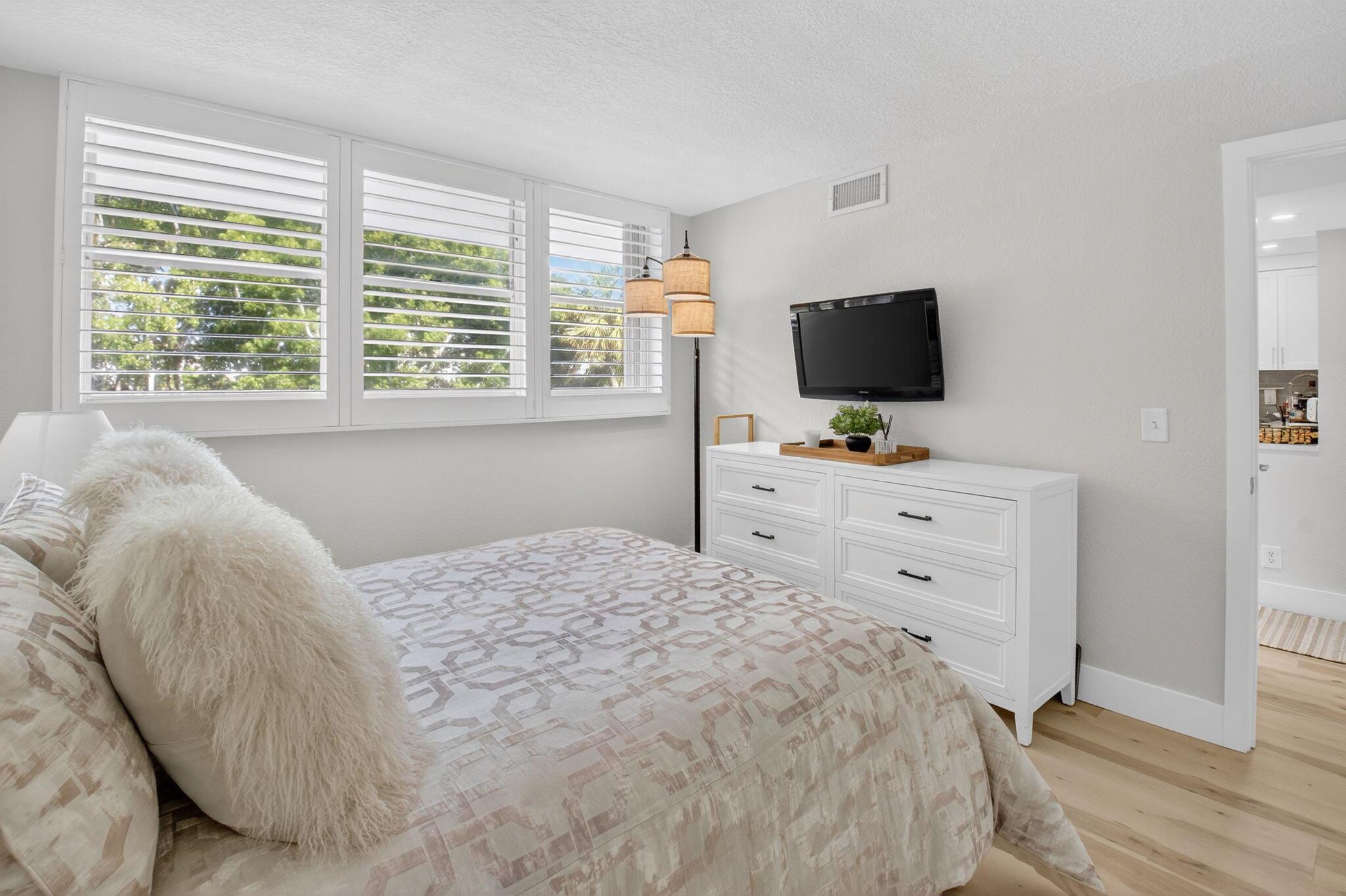 TROPIC BAY CONDO - Residential