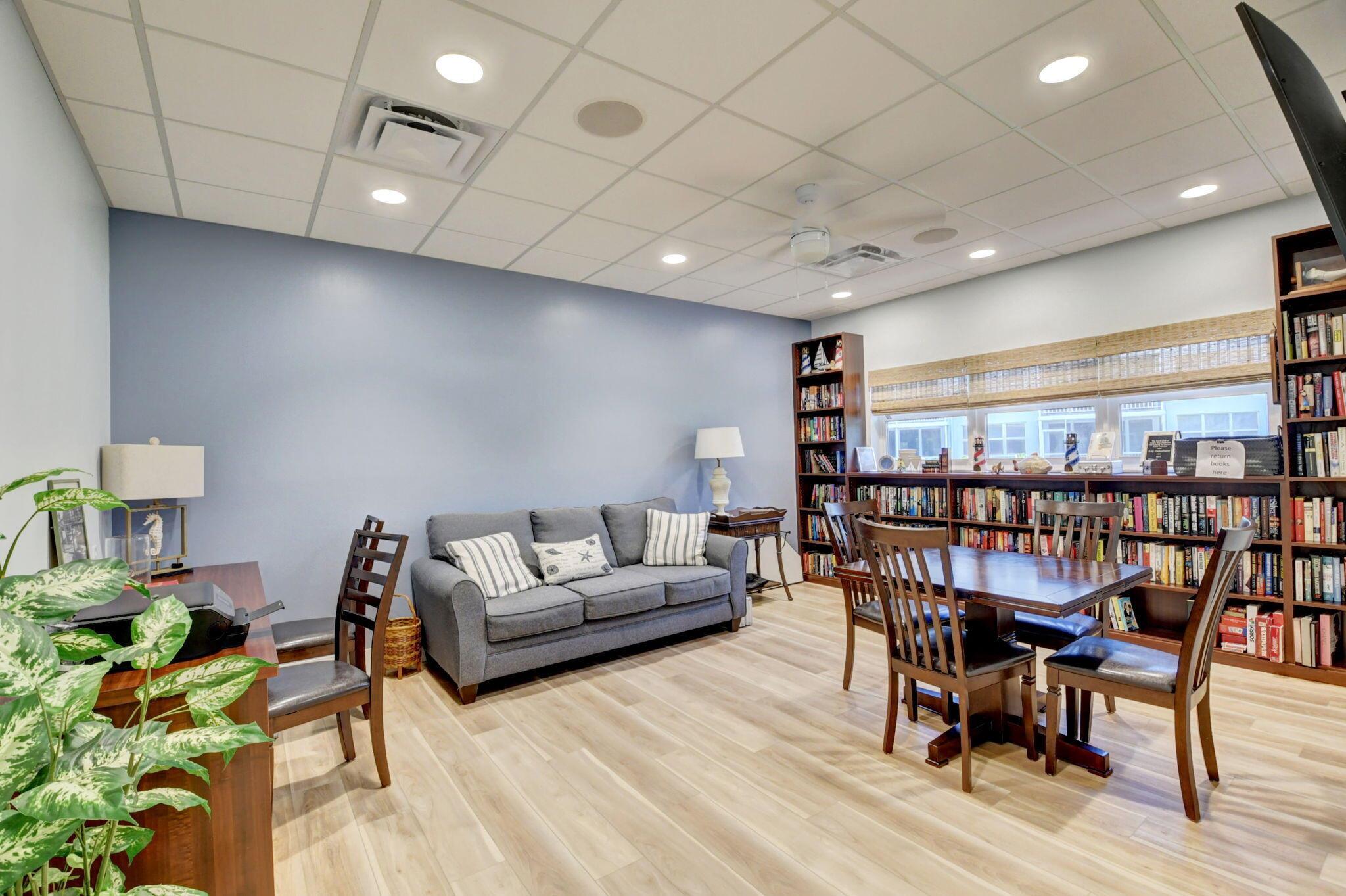 TROPIC BAY CONDO - Residential