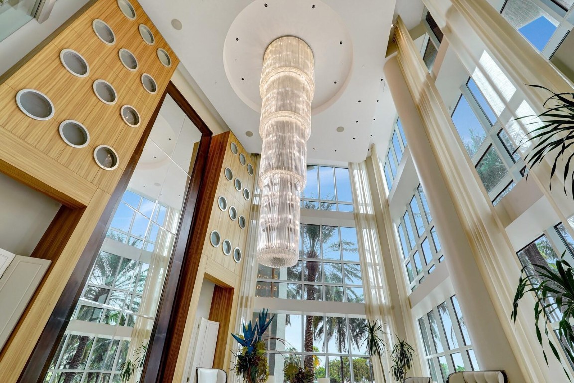 1 N Ocean Boulevard 1512