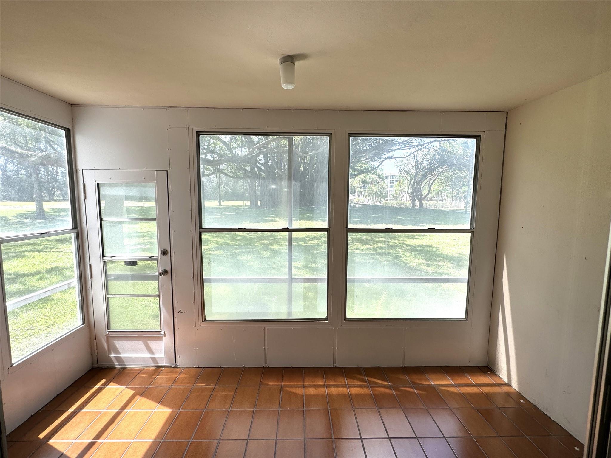 Palm Aire Country Club - Residential