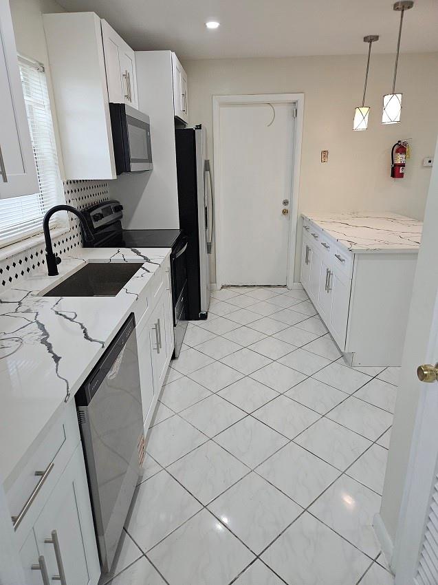 Sunrise Golf Village - Residential Lease
