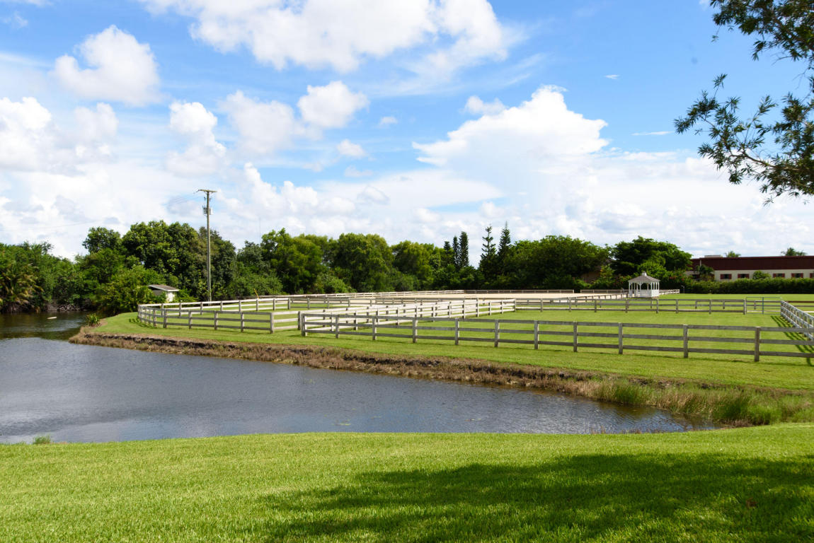 PALM BEACH POINT EAST - Residential