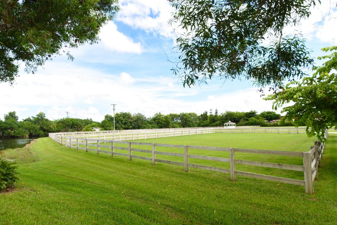 PALM BEACH POINT EAST - Residential