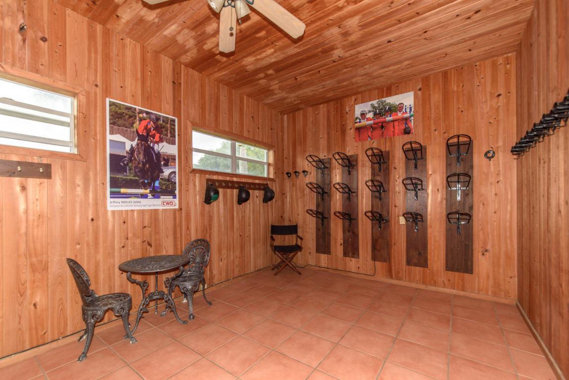 PALM BEACH POINT EAST - Residential