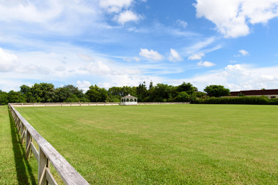 PALM BEACH POINT EAST - Residential