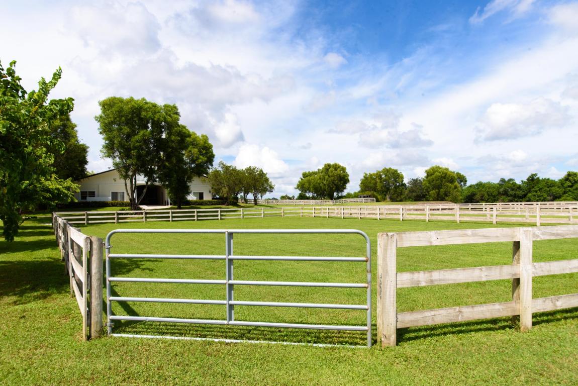 PALM BEACH POINT EAST - Residential