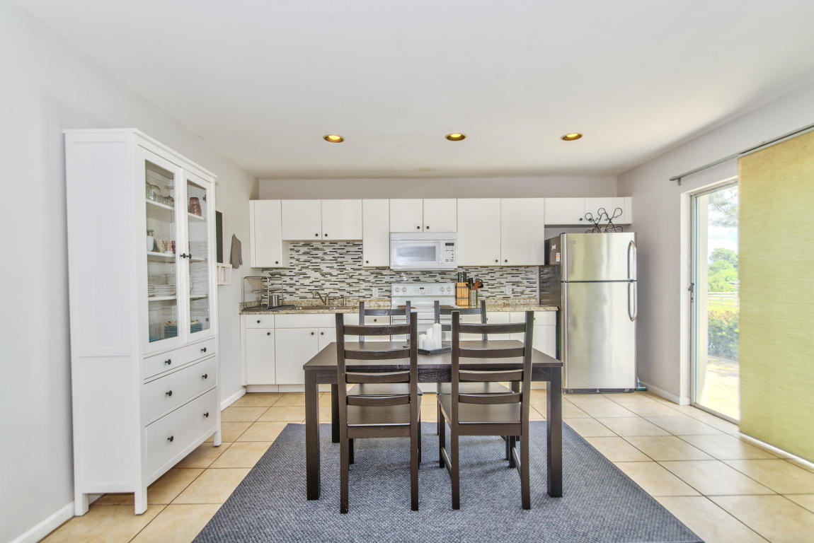 PALM BEACH POINT EAST - Residential