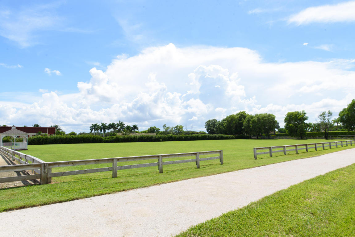 PALM BEACH POINT EAST - Residential