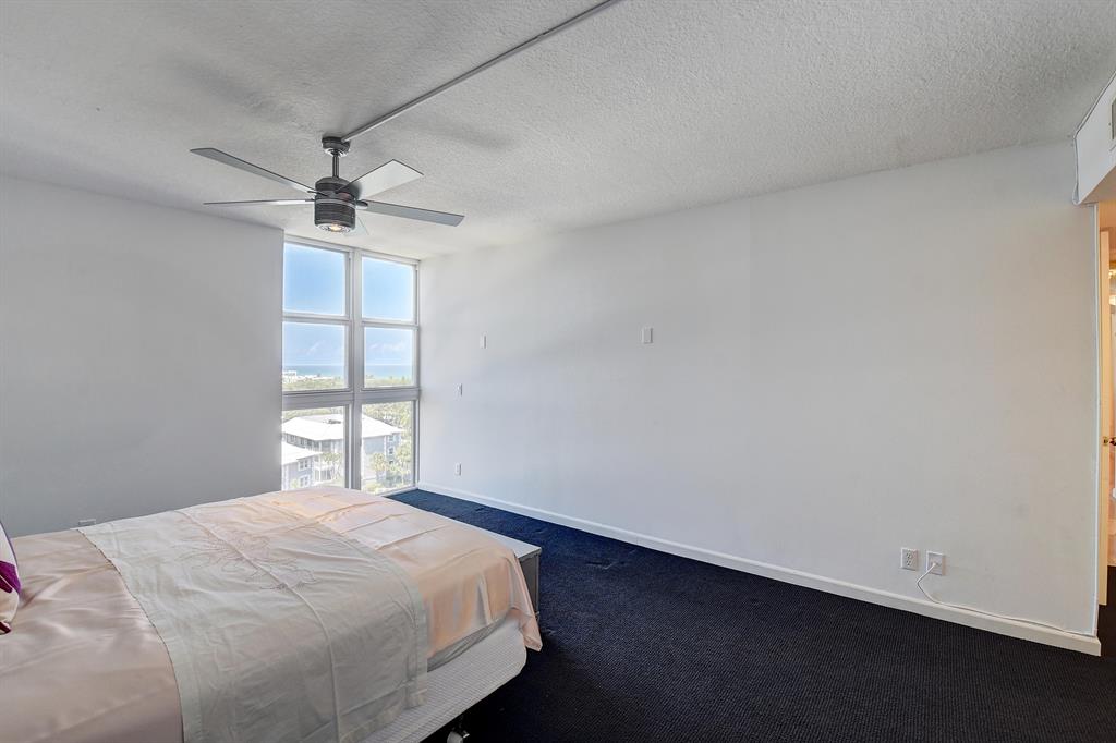 COASTAL HOUSE - Residential